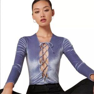 Reformation Velvet “Avalon” Bodysuit in Limber Size S